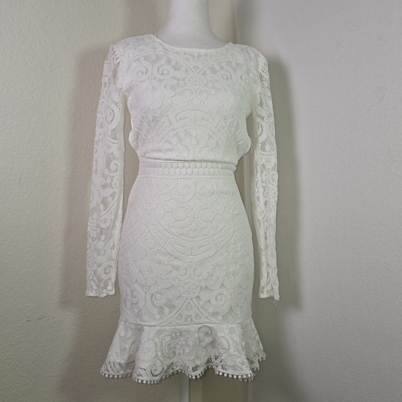 Twosisters The Label White Lace Long Sleeve Mini Dress XS AU 6 US 2 Open Back Ru - Picture 1 of 14